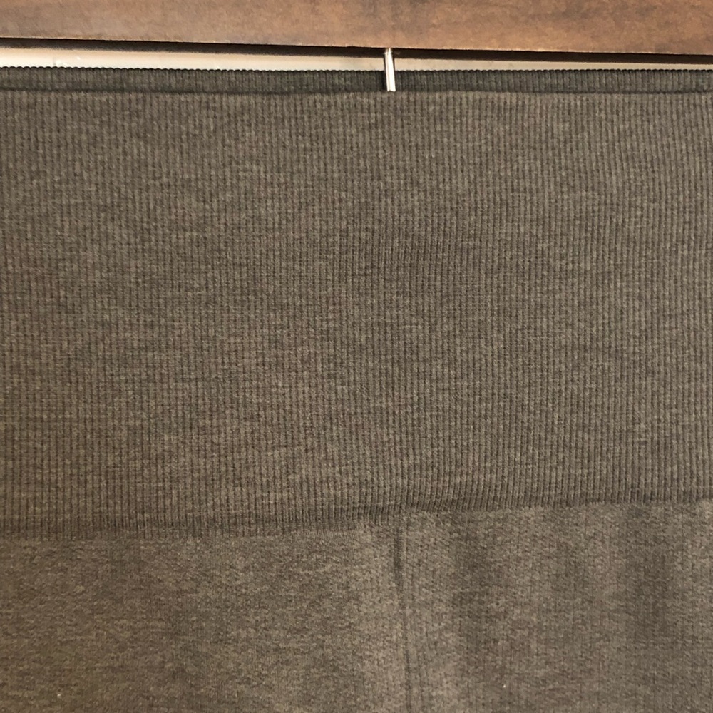 Lululemon In The Flow Crop II Heathered Inkwell grey Sz 4 compression leggings - Picture 7 of 12